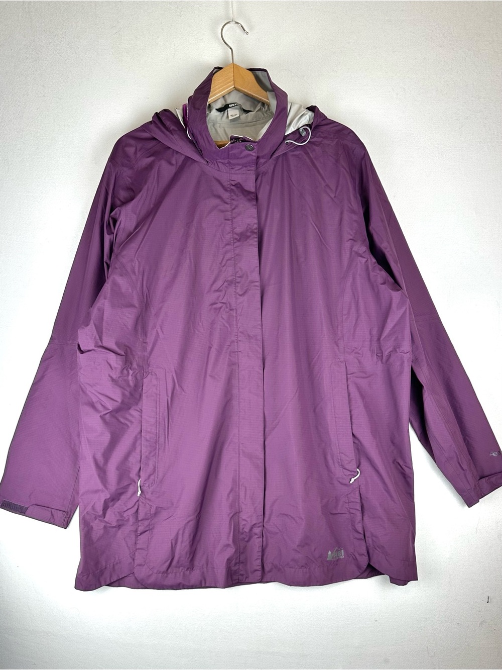 REI Co Op Rainier Long Line Rain Jacket Lightweight Waterproof